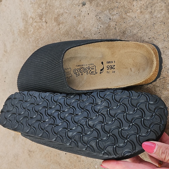 Birkenstock Birki’s Women’s Sz 10 Black Leather Slip-On Mule Clog - Picture 11 of 11